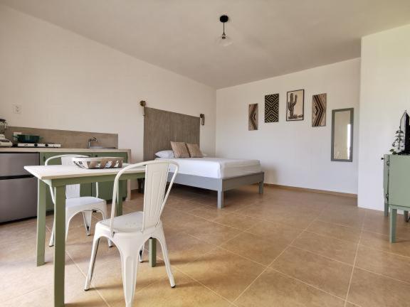 Estudios En Playa Del Carmen By Boheme Urban Exteriör bild